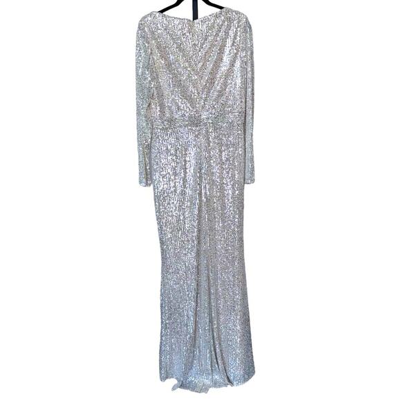 NWT IEENA for MAC DUGGAL 26490 Silver Sequined Long Sleeve V-Neck Gown High Slit - Picture 10 of 12